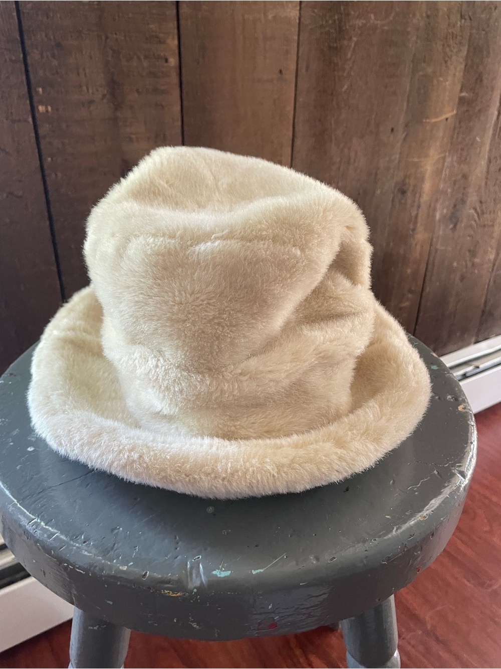 Toucan winter hat